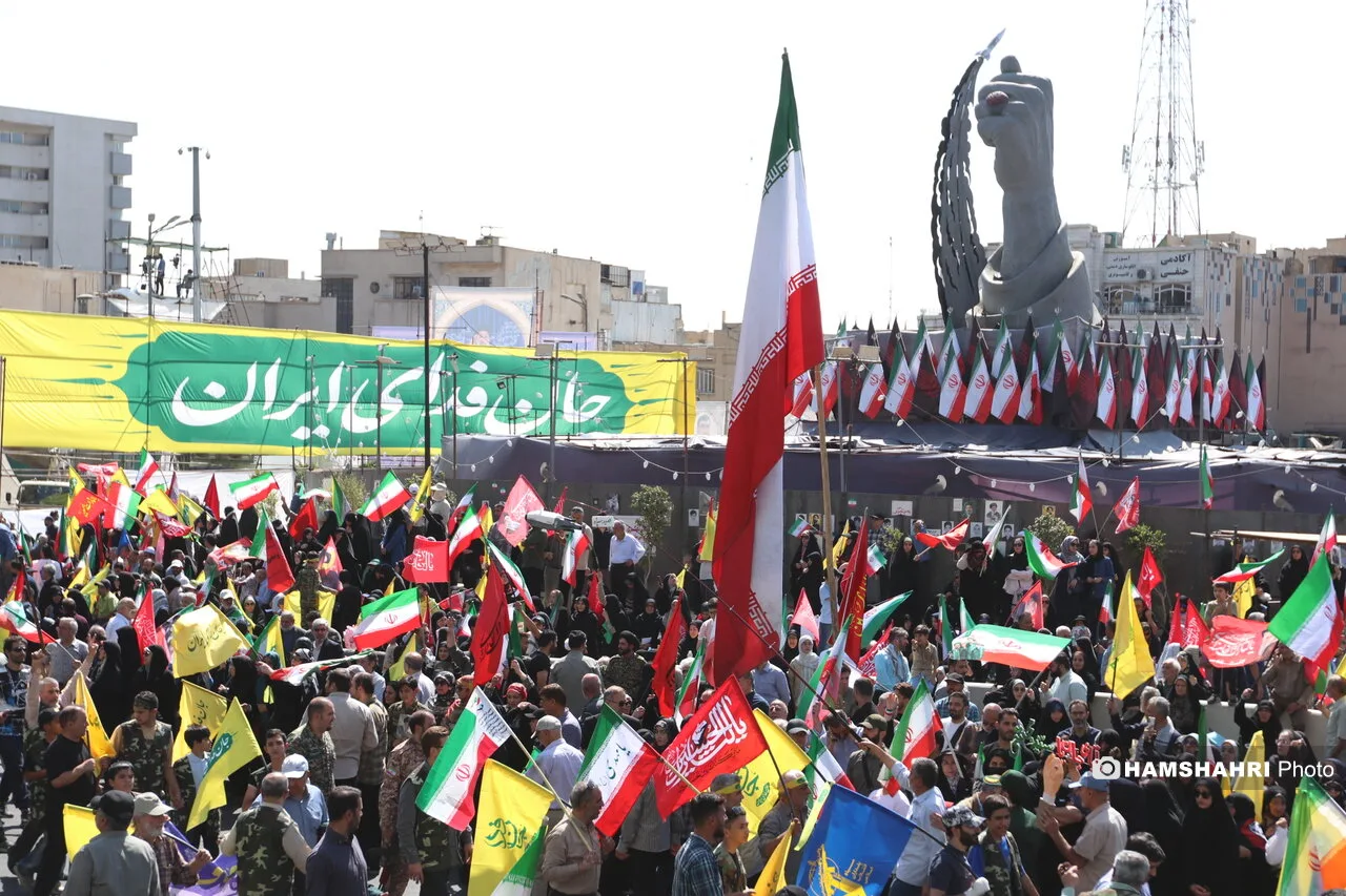 حضور دكتور مسعود پزشکیان في مناورات 313 ألف تفري جانفدایان إيران