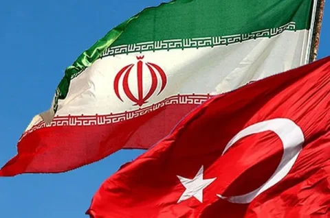 سرگردانی خانواده‌های ایرانی در ترکیه؛ سه سال بلاتکلیفی مدارک تحصیلی