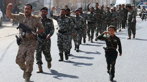 التقدم المذهل للحوثيين في اليمن والمخاطر الجديدة للحرب الإيرانية