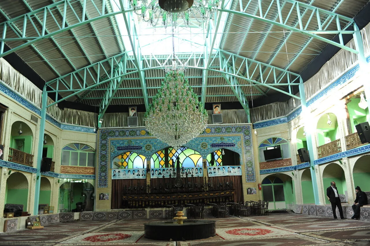 حسینیه نور در کن به ثبت ملی رسید