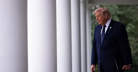 بازگشت ناگهانی دونالد ترامپ به کاخ سفید از کمپ دیوید