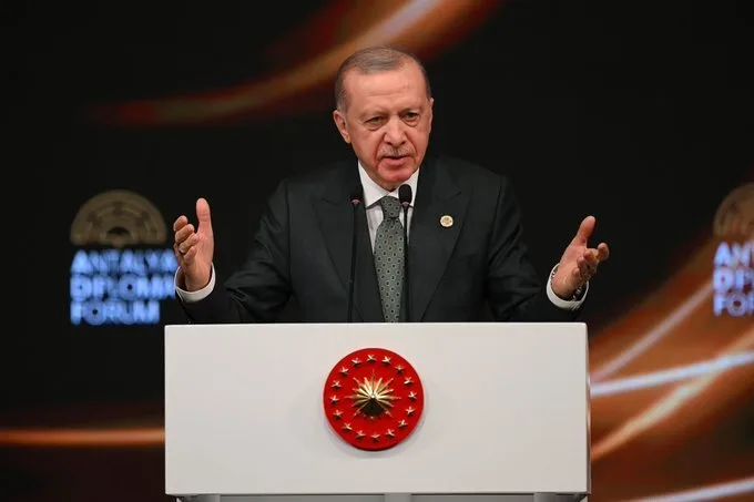 Recep Tayyip Erdoğan wird für die Präsidentschaftswahlen in der Türkei kandidieren