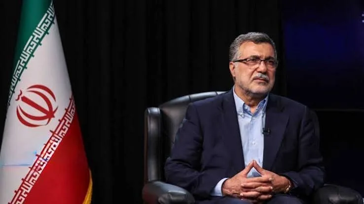 افتتاح نیروگاه خورشیدی ۱۵۰ کیلوواتی در بیمارستان بازرگانان: ایران در مسیر انرژیهای تجدیدپذیر
