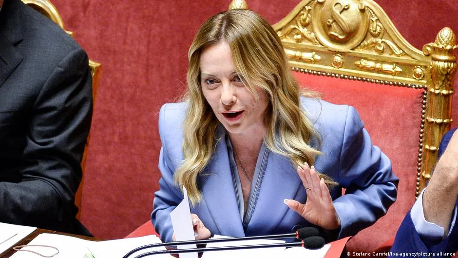 دولت جورجیا ملونی پوشیدن برقع و روبنده در مدارس را ممنوع کرد