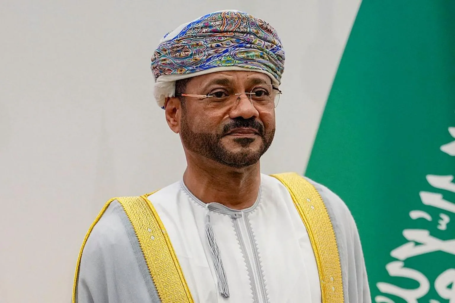 Badr al-Busaidi postpones the meeting between Iran and regional countries