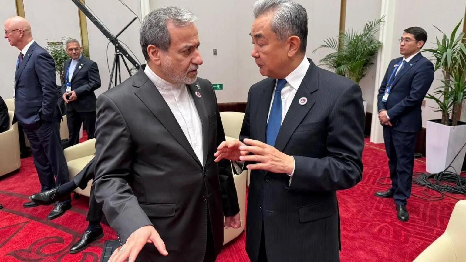 عباس عراقچی پیشنهاد چین برای امنیت خاورمیانه را چهار اصل صلح خواند