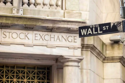 سقوط البورصة مع ارتفاع أسعار النفط وزيادة عائدات السندات