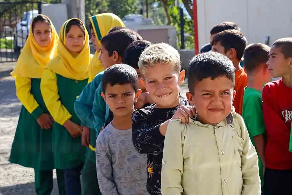 زنگ مهر در مدرسه ایران من ۸۲ روستای برهپشت به صدا درآمد