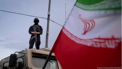 آپارتاید اقتصادی؛ هزینه‌های سرکوب از کجا تأمین می‌شود؟