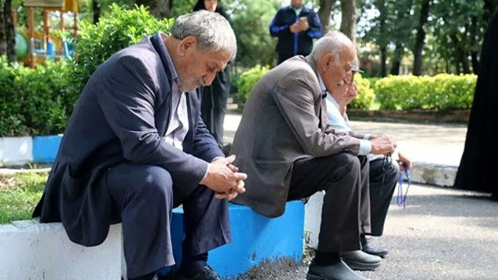 بازنشستگان تأمین‌اجتماعی هنوز در انتظار معوقات حقوق اردیبهشت
