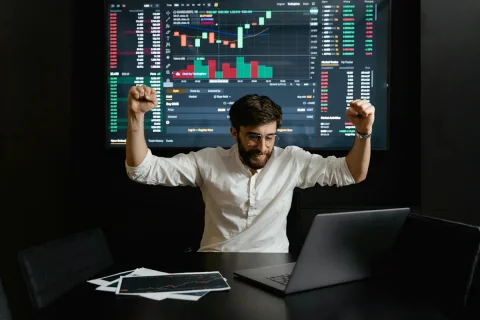 Skyworks به پرواز درآمد؛ افزایش 9.8% در پی تایید ادغام 22 میلیارد دلاری Qorvo