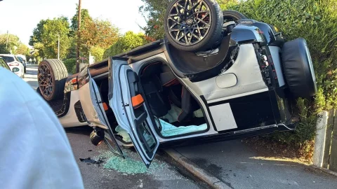 Sourba Thomas nach dem Autounfall unverletzt geblieben