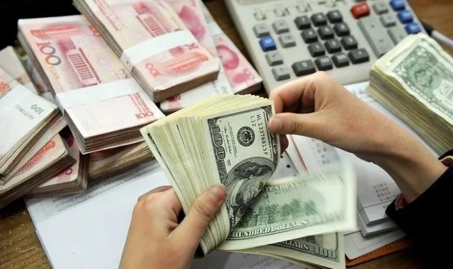 افزایش نرخ ارز در مرکز مبادله؛ دلار به ۱۶۷ هزار و ۵۹۸ تومان رسید