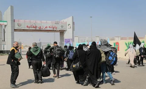 Baqaie erläutert die Situation an den Grenzen Shalamcheh und Chazabeh