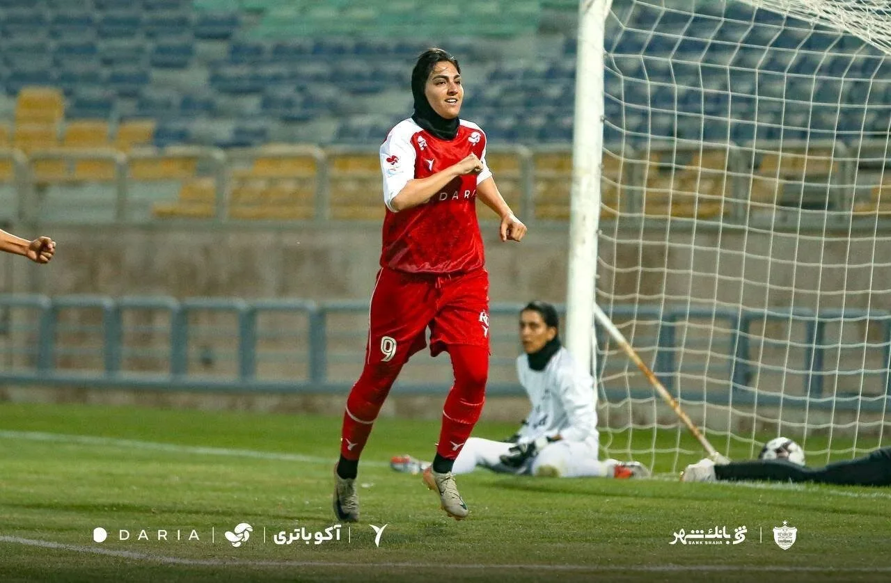 آرزوی دو استقلالی سرخ‌پوش: انشاالله قهرمانی دوگانه پرسپولیس