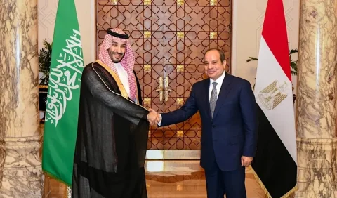 السیسی از بن‌سلمان خواست تا گفت‌وگو با صنعا و تهران را آغاز کند