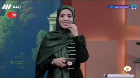 مجری برنامه تلویزیونی در پخش زنده با مار و عقرب مواجه شد