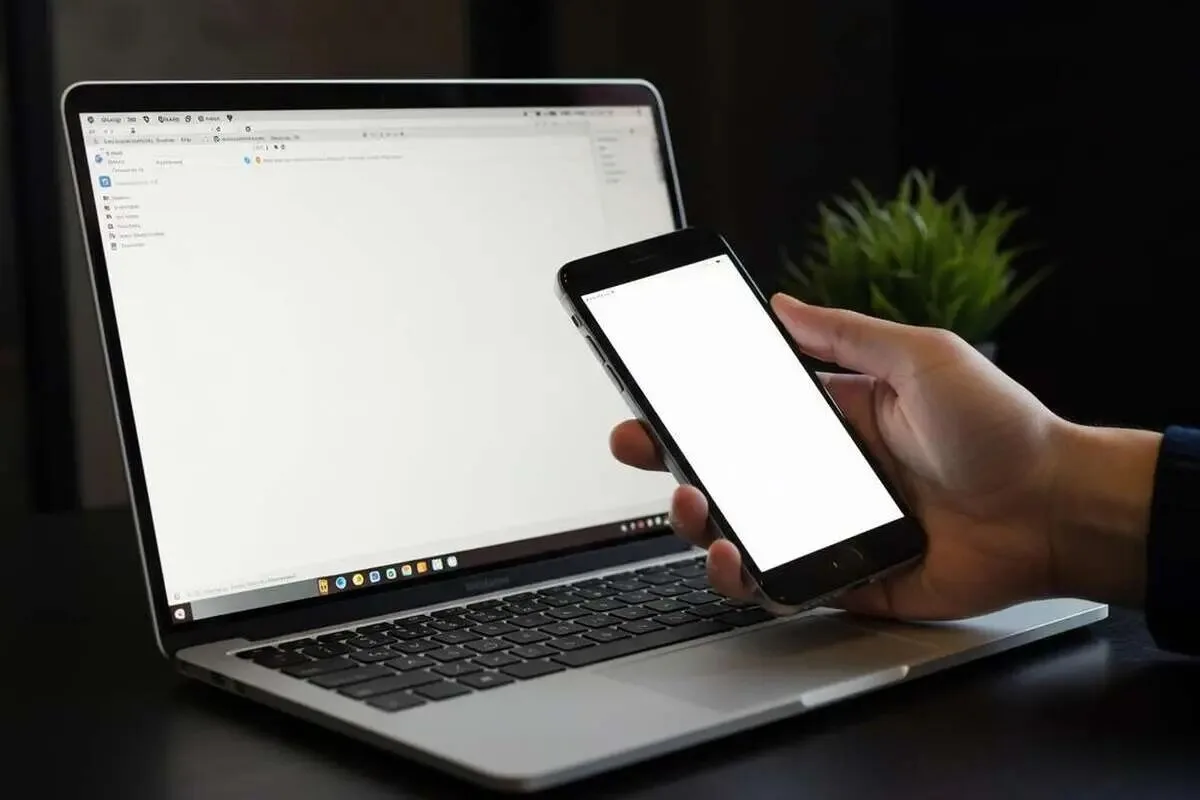 تولیدکنندگان موبایل و لپ‌تاپ در بحران کمبود تراشه و افزایش قیمت