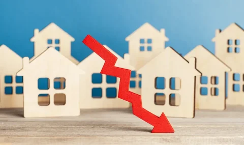 Will the housing market crash in 2026? Predictions say no!