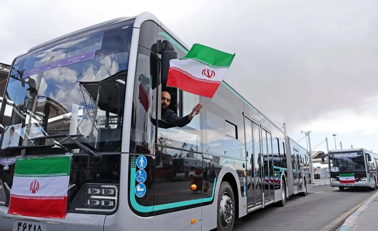 Preparations by Tehran Bus Company for the 'Martyrdom for Iran' Drill