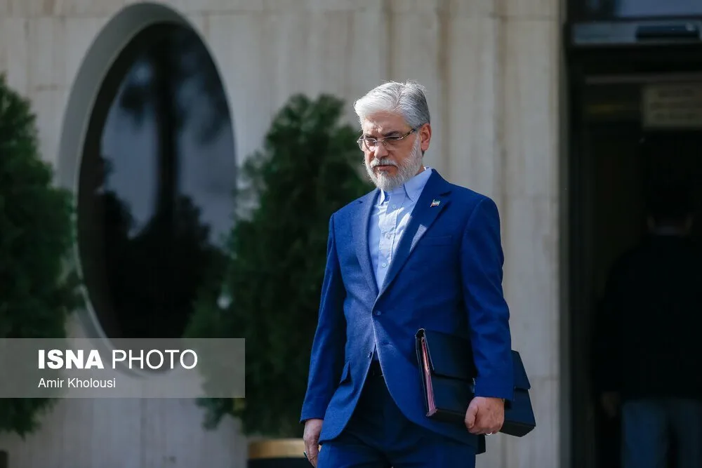 Der Minister für Wissenschaft der Islamischen Republik Iran reiste nach Riad