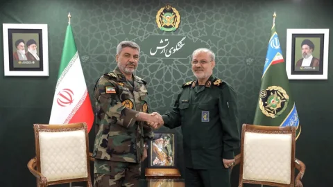 دیدار حسین محبی و محمد اکرمی‌نیا در راستای هم‌افزایی نیروهای مسلح