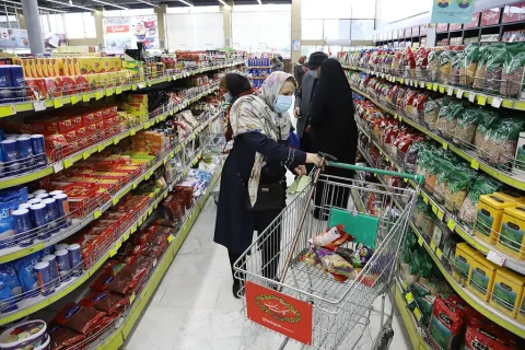 شهرداری تهران قیمت ۱۲ تا ۱۷ قلم کالای اساسی را برای شش ماه ثابت نگه می‌دارد