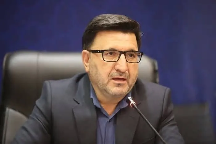 اتباع افغانستانی دارای کارت آمایش مرحله ۱۹ در فارس برای تمدید کارت خود اقدام کنند