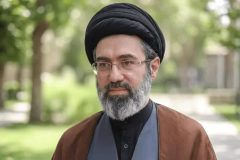 آیت الله خامنه‌ای در سلامت کامل؛ شایعات بی‌اساس را نادیده بگیرید