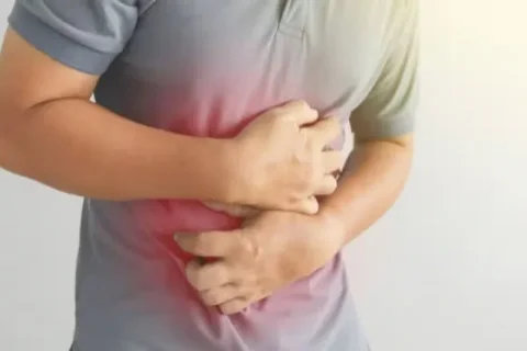 گرسنگی کشیدن: آیا به گوارش کمک می‌کند؟