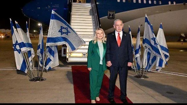 نتانیاهو و همسرش پس از سخنرانی جنجالی از نیویورک خارج شدند