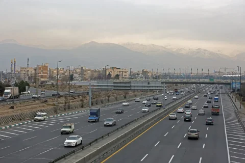 کاهش ۳۰ درصدی ترافیک تهران در مهرماه
