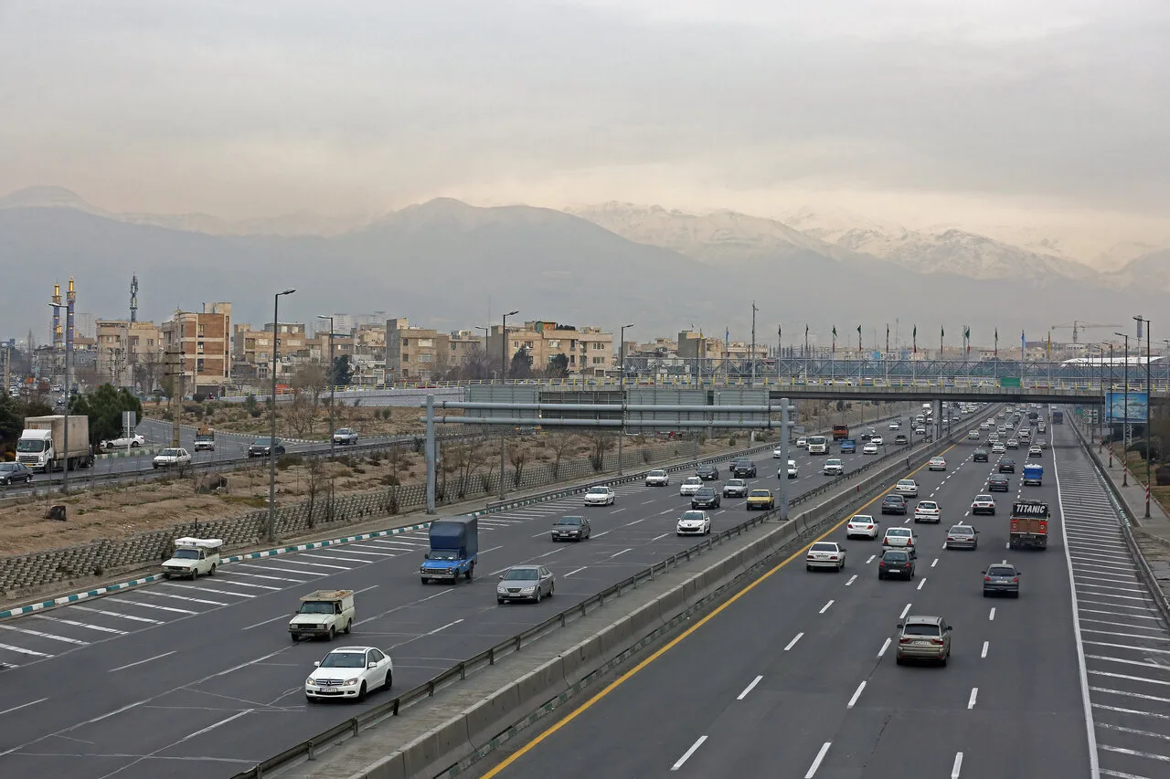 کاهش ۳۰ درصدی ترافیک تهران در مهرماه