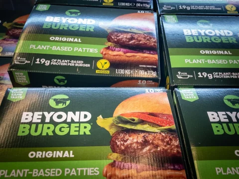 سرنوشت تلخ سرمایه‌گذاران: 10,000 دلار در Beyond Meat، حالا فقط 150 دلار!