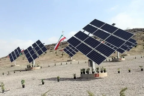 نیروگاه‌های خورشیدی ایران به موتور توسعه انرژی‌های تجدیدپذیر تبدیل شدند