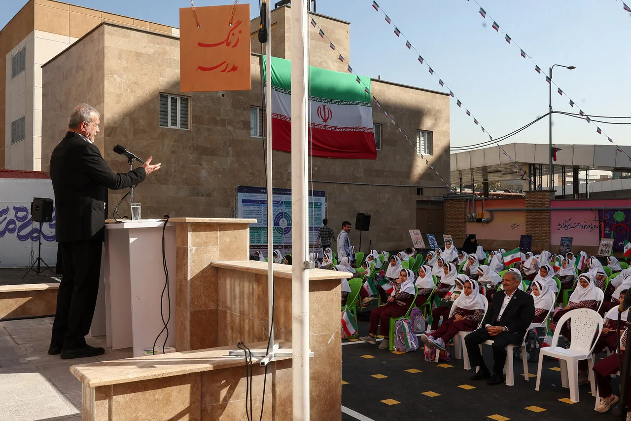 پزشکیان: از یک خانواده معمولی به ریاست جمهوری رسیدم