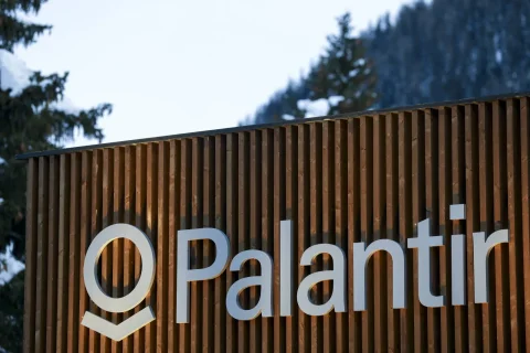 Axon با عبور از Palantir، در فهرست 100 Roundtable پیروز شد