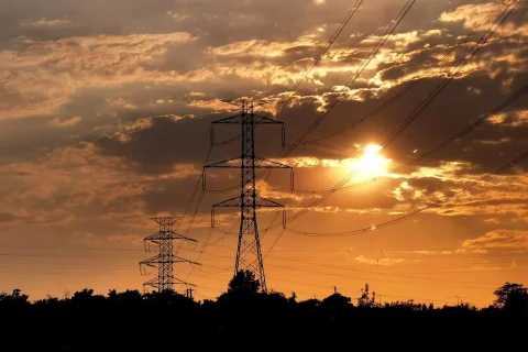 Kraftwerk Chamshir: 120 Megawatt saubere Energie zum Netz Irans hinzufügen