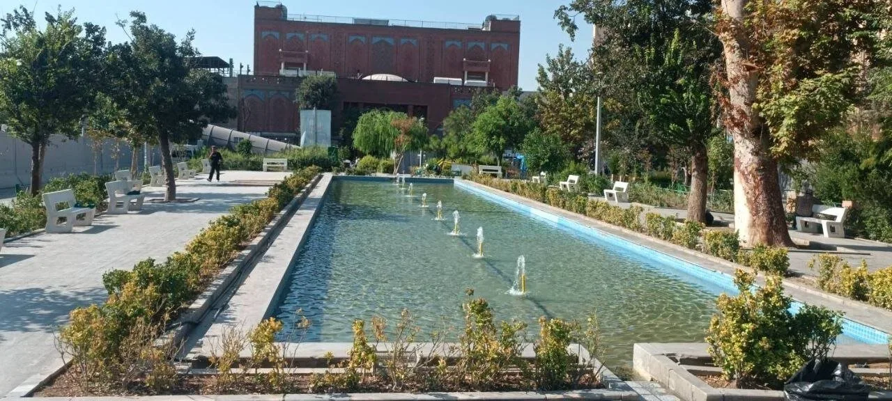 بازسازی آبنمای میدان ارگ تهران به همت شهرداری منطقه ۱۲