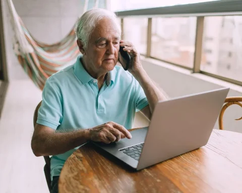 صدای آدولفو گارسیا، نشانه‌ای از پیری و زوال عقل را نمایان می‌کند