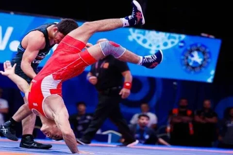 کشتی فرنگی قهرمانی جهان ۲۰۲۶: غیبت دو قهرمان بزرگ و نخستین رقابت‌ها در قزاقستان