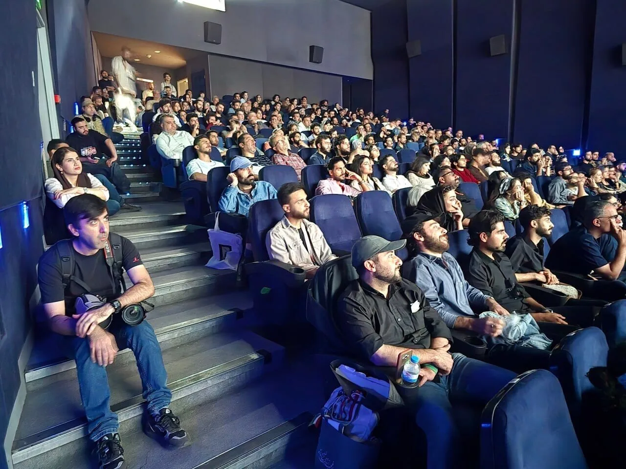 رضا عطاران نزدیک به ۲۰۰ هزار نفر را به سینما دعوت کرد