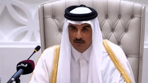 امیر قطر: بسته شدن تنگه هرمز صادرات ما را به شدت آسیب‌دیده است
