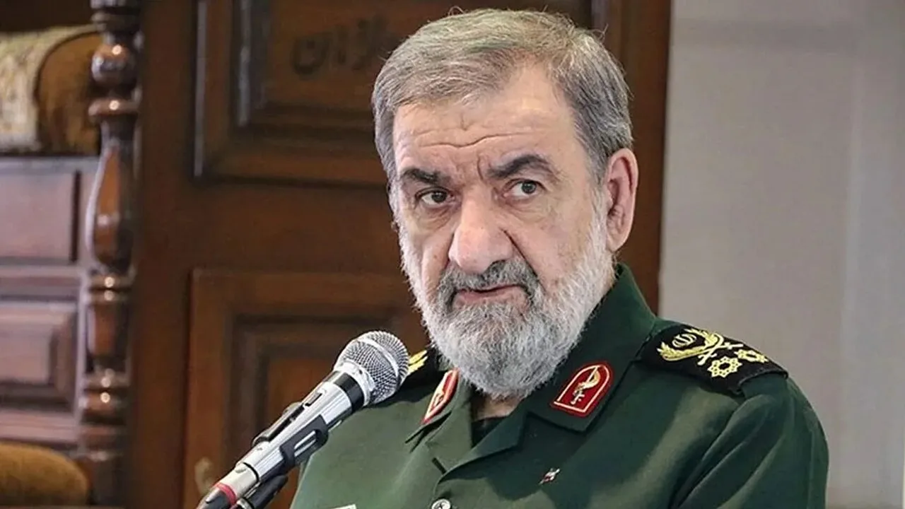 سرلشکر محسن رضایی: تولید پهپاد و موشک تعطیل نشده است