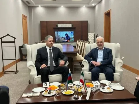 وزیر کشور ایران در باکو برای بررسی مناسبات امنیتی وارد شد