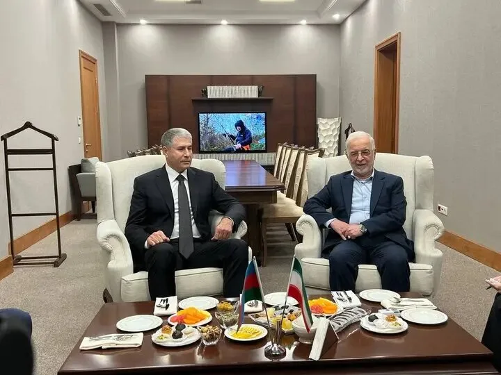 وزیر کشور ایران در باکو برای بررسی مناسبات امنیتی وارد شد