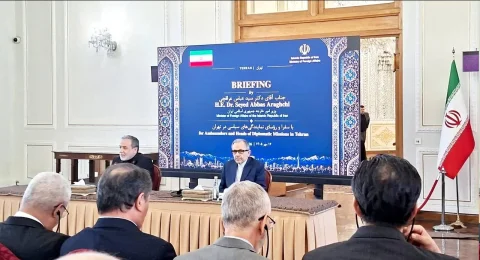 دیدار محمدجواد ظریف با سفرا و رؤسای نمایندگی‌های خارجی مقیم تهران