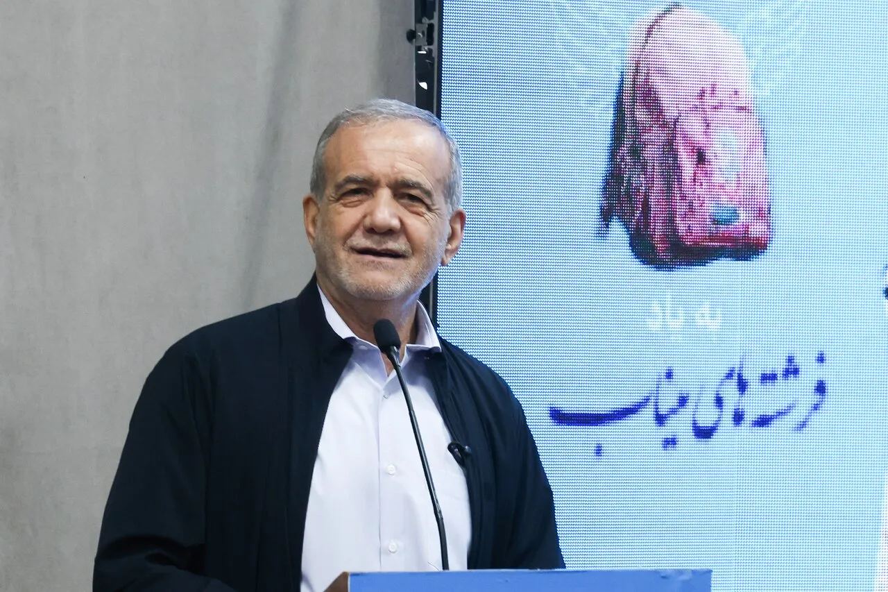 مسعود پزشکیان: آینده کشور به تربیت نسل امروز وابسته است