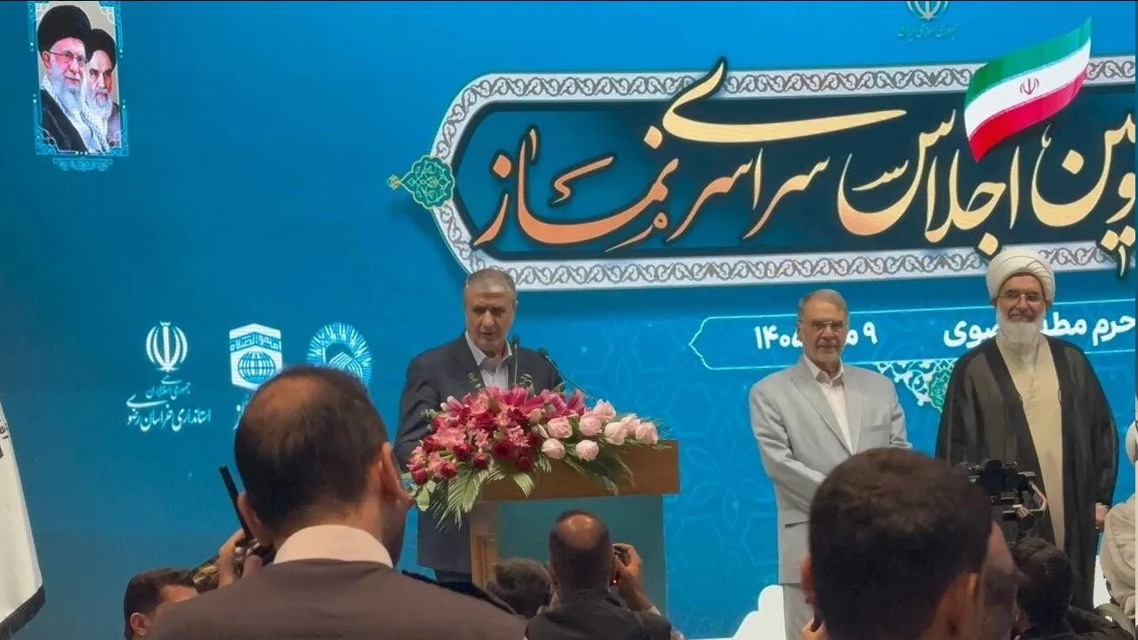 تأکید محمد اسلامی بر نقش صنعت هسته‌ای در ترویج قرآن