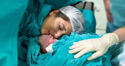رشد ۴۰ برابری زنان متخصص در زنان و زایمان و کاهش مرگ‌ومیر مادران